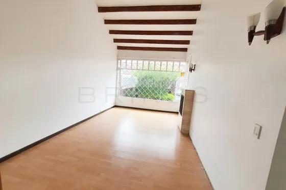 Apartamento En Venta En Mónaco - Suba. Cod V4052