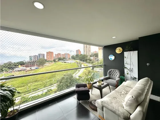 Venta Apartamento La 34 Cerca A La Loma De Los Balsos.