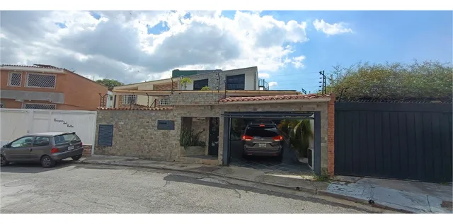 Casa En Venta El Cafetal Santa Ana (rs90)