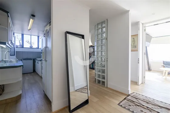 Departamento En Venta De 2 Dorm. En Las Condes