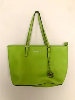 Bolsa michael kors verde limon hotsell