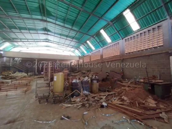 Milagros Inmuebles Galpon Industrial Alquiler Barquisimeto Lara Zona Oeste Economica Comercial Economico Código Inmobiliaria Rent-a-house  25-5889