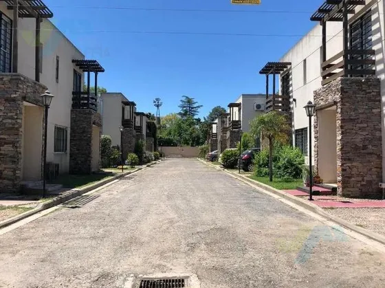 Venta De Duplex , 3 Ambientes  En Tortuguitas Con  Expensas Bajisimas  ,oportunidad!