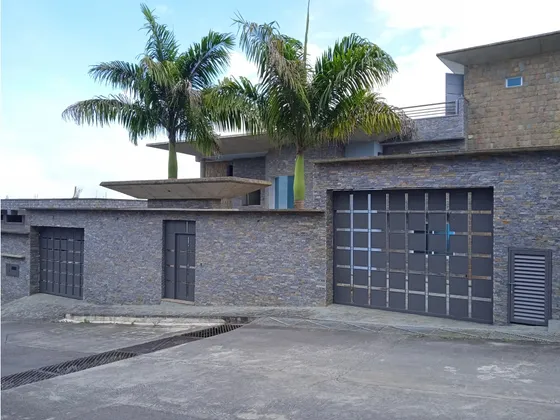 Casa Con Financiamiento Urb Parque El Retiro San Antonio De Los Altos