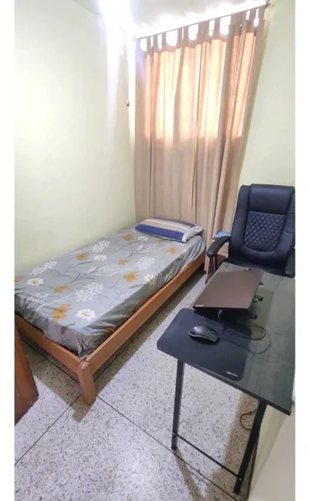 Alquilo Habitación 15m2 Los Palos Grandes 8896