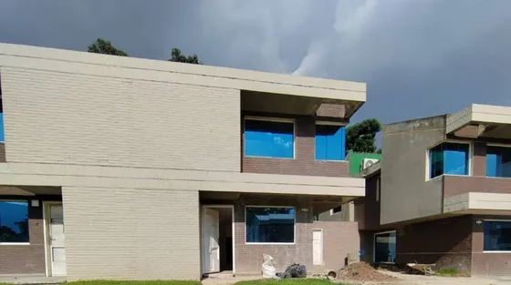 Ana El Kantar Y Gerson Gonzalez  Inzitu Realtors  Venden  Townhouse En Casa Verde La Cuaca San Diego Carabobo Venezuela 