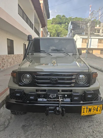 Toyota Land Cruiser 4.5 Fzj75 Macho