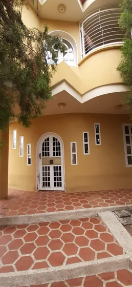 En Venta Bella Casa Quinta En Urb. Corinsa, Cagua  Mic 01