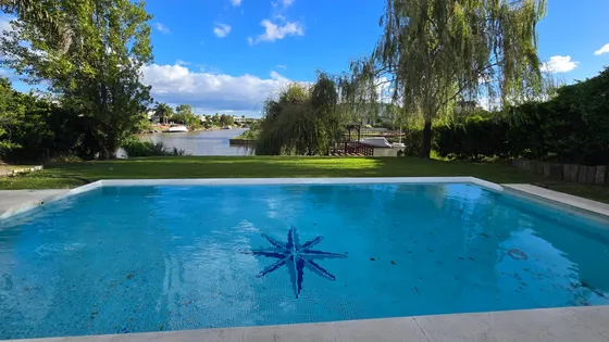Casa En Alquiler Al Rio Con Muebles, San Benito, Villanueva