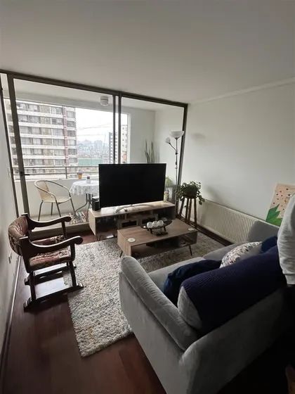 Departamento En Venta De 2 Dorm. En Plaza Ñuñoa