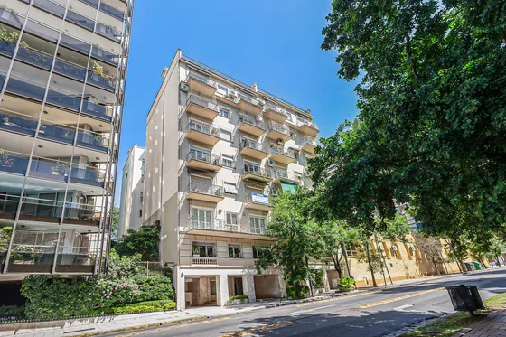 Departamento - 4 Ambientes - Venta - Balcon - Frente - Belgrano Barrancas