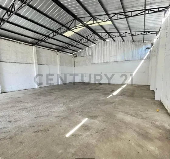 Arriendo Galpón Bajo Molle Iquique