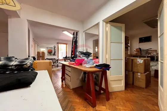Casa Con Patente Comercial Y Uso Residencial