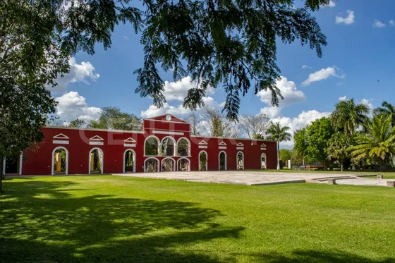 Hacienda En Venta En Uman Para Eventos