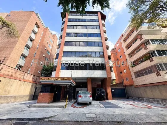 ¡lujo En Campo Alegre! Ideal Ejecutivos (perfil Jurídico). Moderno, Equipos A Estrenar Y Luz Natural.seguridad, 2 Puestos Y Baja Densidad. ¡exclusividad Y Confort Total! Está En Campo Alegre