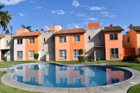 Casa En Venta Con Alberca  Emiliano Zapata