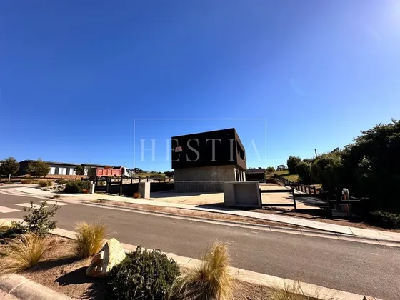 Casa En Venta De 6 Dormitorios En Condominio Maitenes