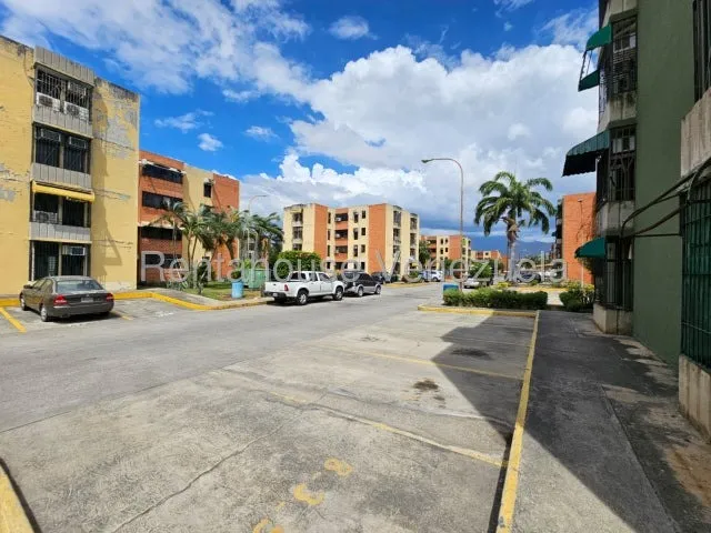 Apartamento En Venta Narayola La Morita I, Piso Bajo. Ljsa 25-20153