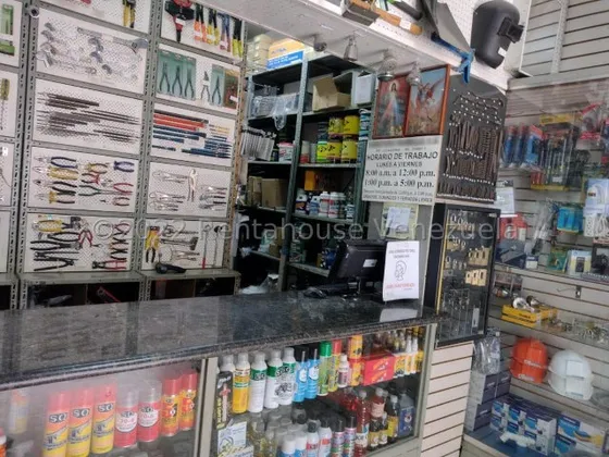Local Comercial En Venta En Las Acacias.