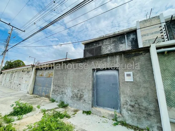 Townhouse En Venta Ubicada En San Pablo Turmero, Fvina 25-22850