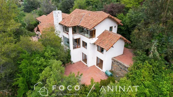 Casa En Venta De 3 Dorm. En Lo Barnechea