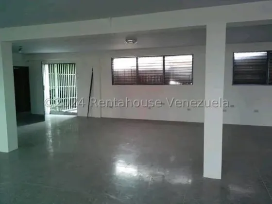 Milagros Inmuebles Local Alquiler Barquisimeto Lara Zona Centro Economica Comercial Economico Código Inmobiliaria Rent-a-house  25-185