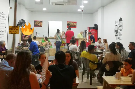 Pizzeria Artesanal En Venta En Floridablanca Sobre Autopista.