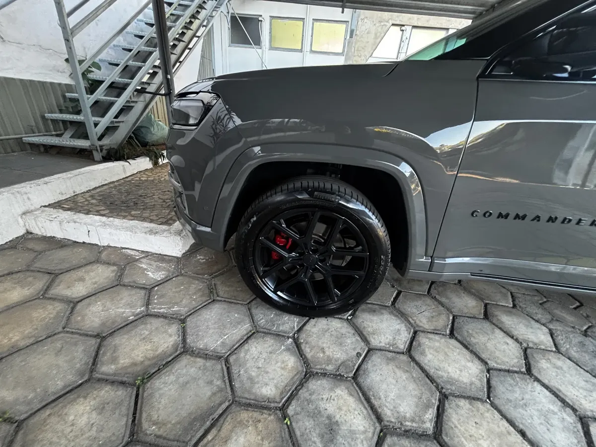 Jeep Commander 2025 2.0 Blackhawk Hurricane 4x4 Aut. 5p — foto 7