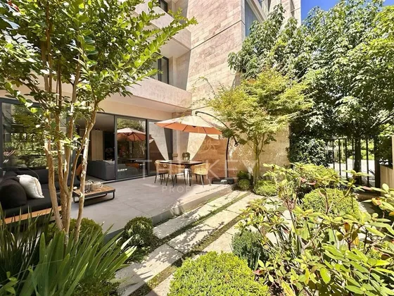 Departamento En Venta De 3 Dorm. En Lo Barnechea