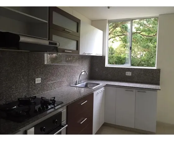 Venta De Apartamento De 104mt2 En Aguacatal, Oeste De Cali, 8918.