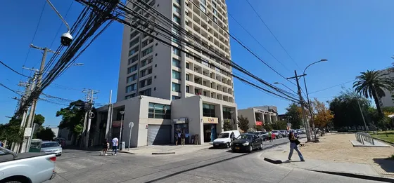Oficina 2 Privados Y 1 Baño A Pasos De Metro Y Plaza Maipu