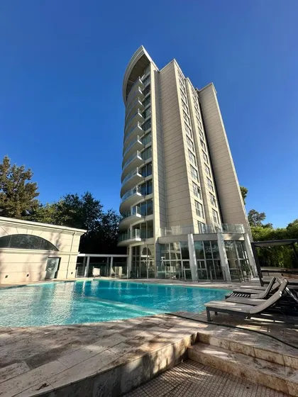 Cocucci Inmobiliaria Vende Excelente Penthouse  En  Grand Boulogne Residences