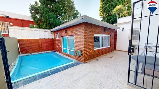 Venta Casa 3 Amb Cochera Quincho Pileta Avellaneda