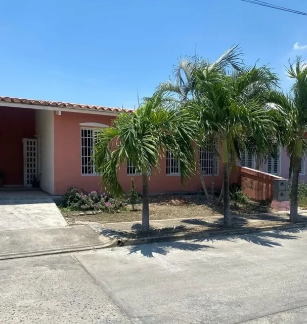 Casa Ciudad Alianza - Prados Del Lago, Guacara, Carabobo.