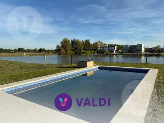 Casa A Laguna En Venta Y Alquiler - Barrio El Rebenque, Canning