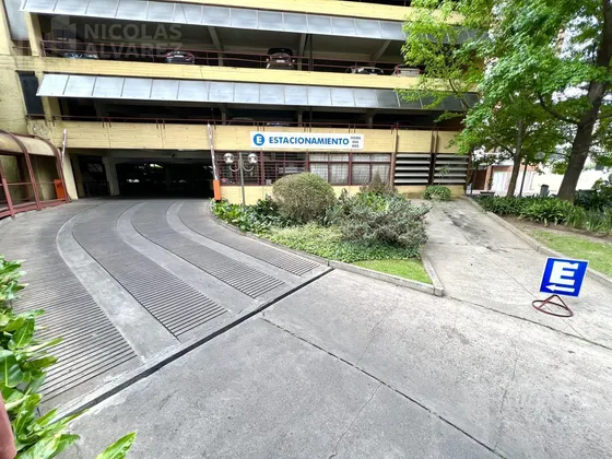 Cochera En Venta Morón Sur Ideal Inversor, Edificio Parque Central