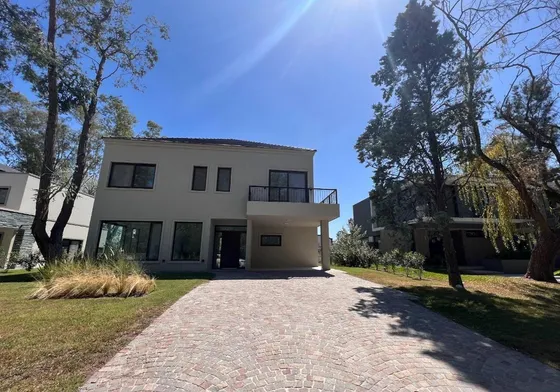 Casa En Venta En St Thomas Oeste
