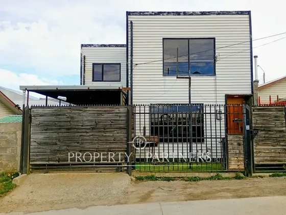 Casa Totalmente Remodelada, Sector Sur En Punta Ar...