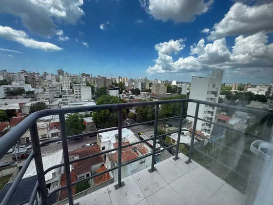 Ideal Inversión - Venta Departamento 2 Amb C/ Balcón Y  Cochera - A Estrenar - 