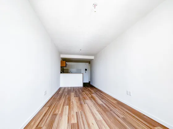 Alquiler De 2 Dormitorios Con Terraza Y Garaje En Cordón (ref: Tbr-4193)