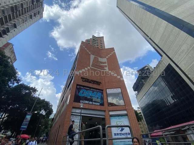 Jg Cod Flex 25-2669 Se Alquila Estupendo Local Comercial  En San Bernardino