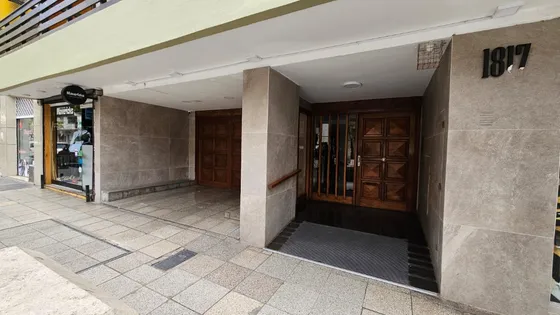 Excelente !!! Cochera Pleno Centro Mitre 1817, Impecable Piso Primer Subsuelo.