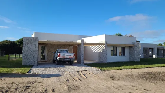 Dueño Vende Casa A Estrenar Costa Esmeralda Oportunidad