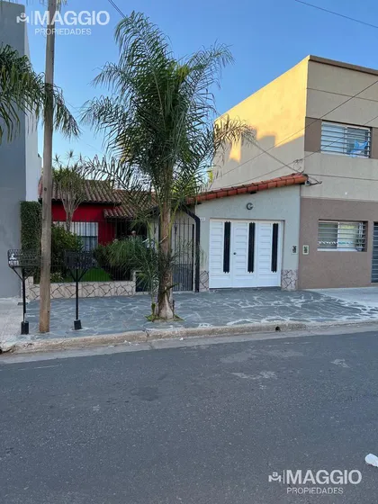 Casa Venta Ramos Mejia Sur 4 Ambientes