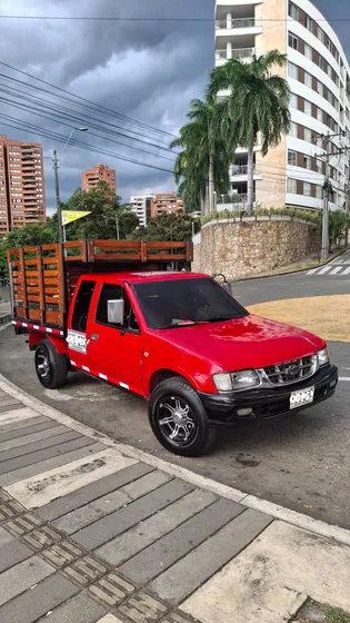 Chevrolet Luv 2.3 Space Cab Dlx Tfr