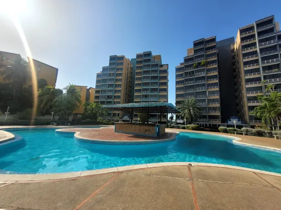Apartamento En El Sector Pascal, Resd Aquavilla