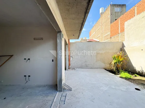 Venta Departamento 3 Ambientes Con Jardin En Ramos Mejia.