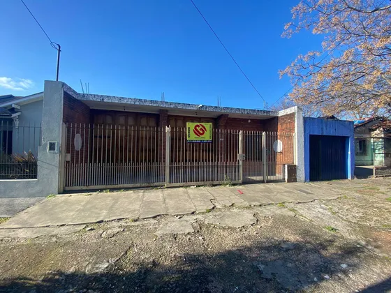Casa En Venta - Lavallol