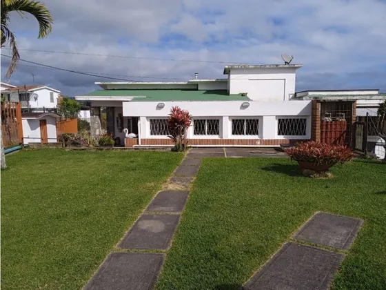 Casa En Venta Con Apartamento Incluido En La Macarena Sur Los Teques