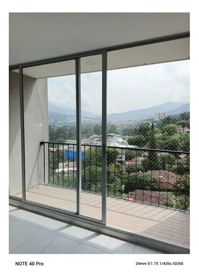Arriendo Amplio Apartamento En Copacabana 